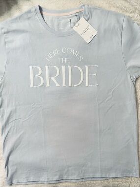 Bride Graphic Tee - Light Blue 'Here Comes The Bride'